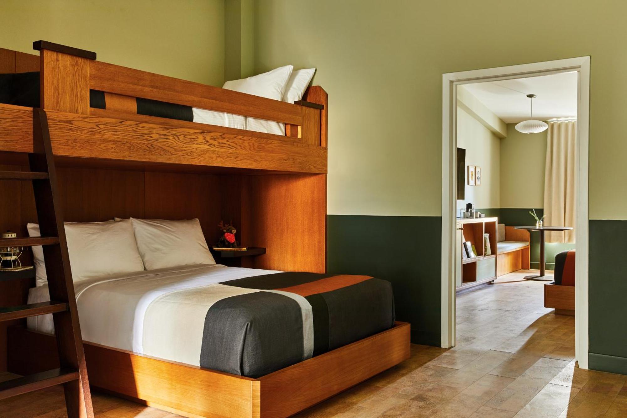 Trailborn Rocky Mountains Outpost Otel Estes Park Dış mekan fotoğraf