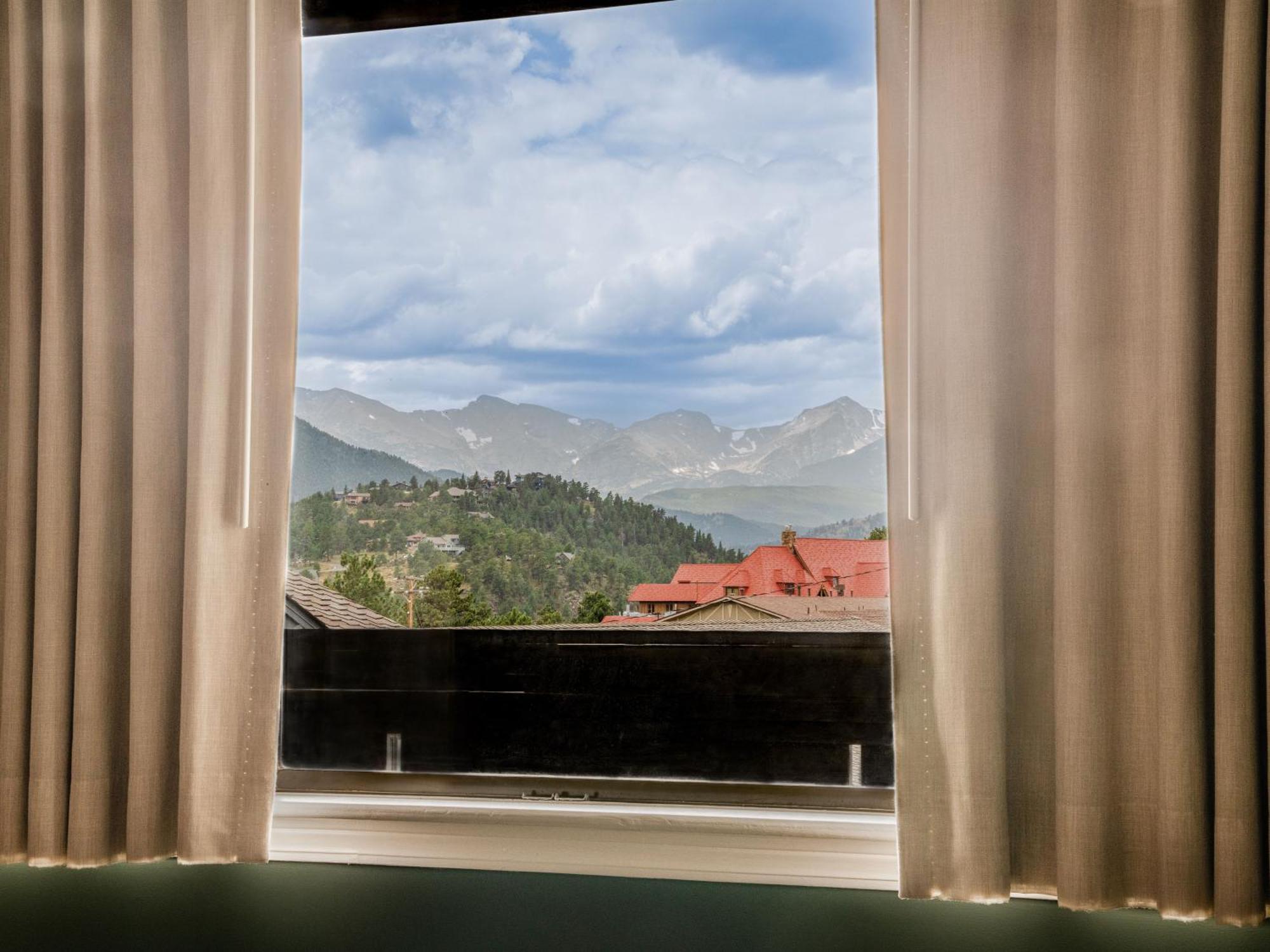 Trailborn Rocky Mountains Outpost Otel Estes Park Dış mekan fotoğraf